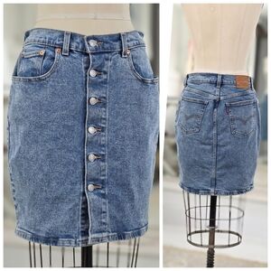 Levi's Button Down Mini Skirt